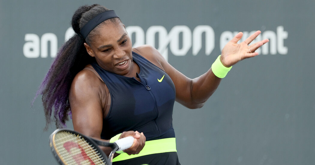 Serena Bests Sister Venus in Tight Matchup in Kentucky